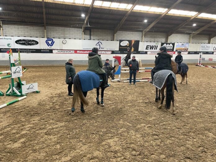 Kursus for drenge i ridesporten