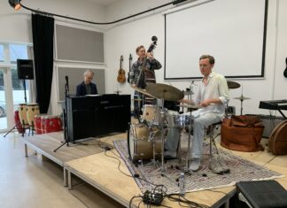Verdensberømt jazzmusiker optrådte på Rønbækskolen