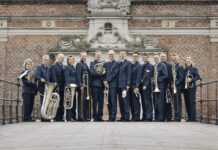 Prinsens Musikkorps spiller i Sløjfen med lokal opbakning