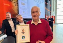 Gregers Petersen udnævnt til hædersborger i Hadsten