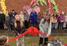 Fernisering på “Vild Vækst” tiltrak mange mennesker