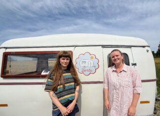 Josephine og Lauras venskab og mangel på god kaffe har skabt den rullende café Berta
